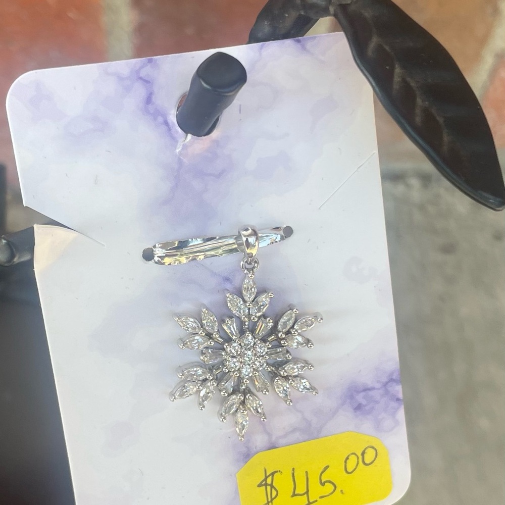 925 Silver Pendant - Picture 2 of 2